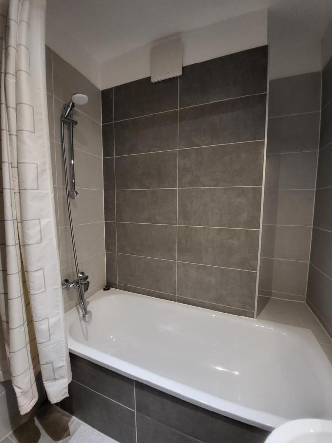 Sdp Marina Apartment Budapest Bagian luar foto